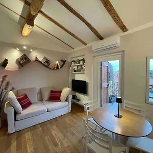  Appartamento Romantic Attic With Panoramic View