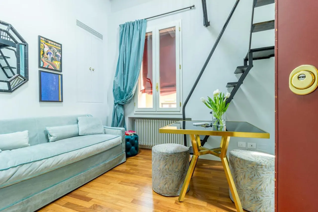 Apartment Casa Calypso In Canton De' Fiori Bologna Italy